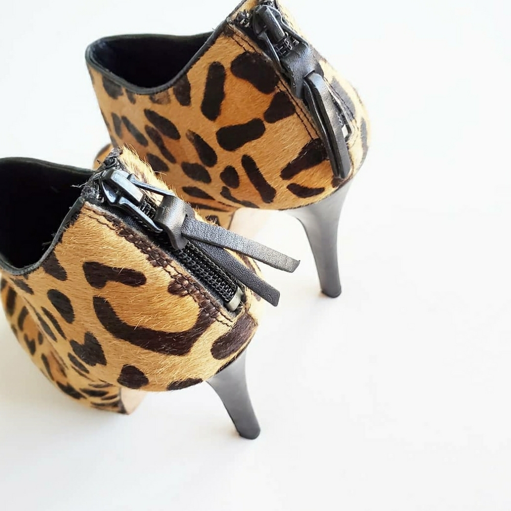 House of Harlow Calf Hair Leopard Print Booties - Picture 3 of 7